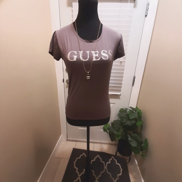 Tops - Picture 3 of 5